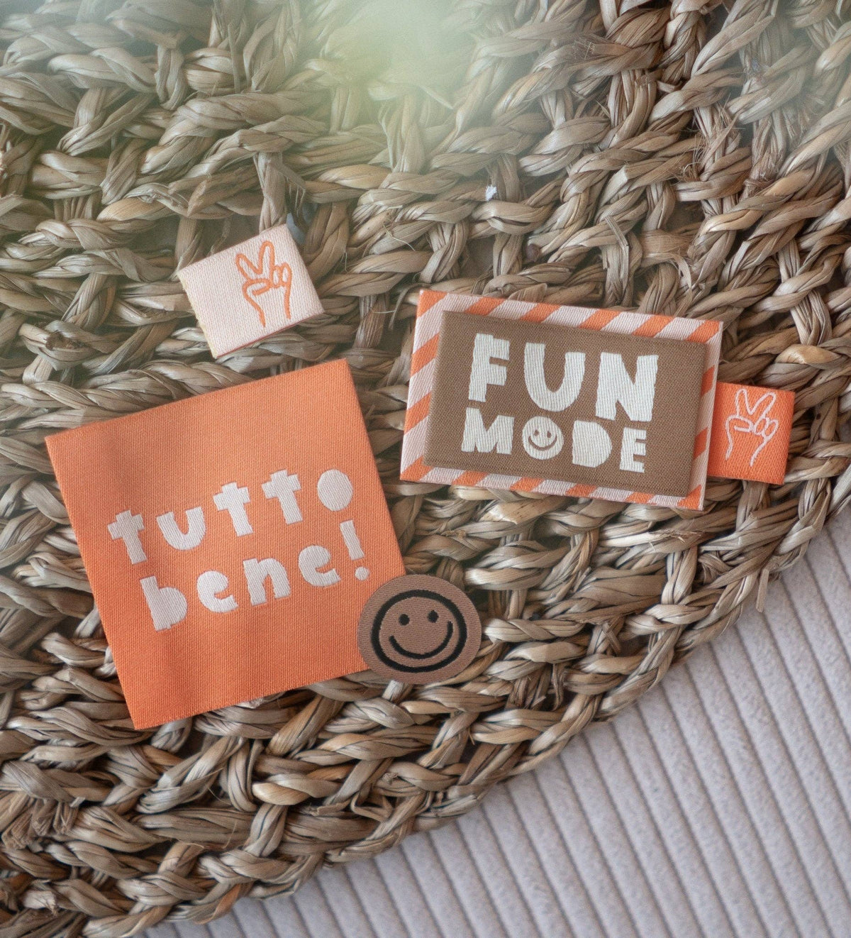 Weblabel - tutto bene *Orange*
