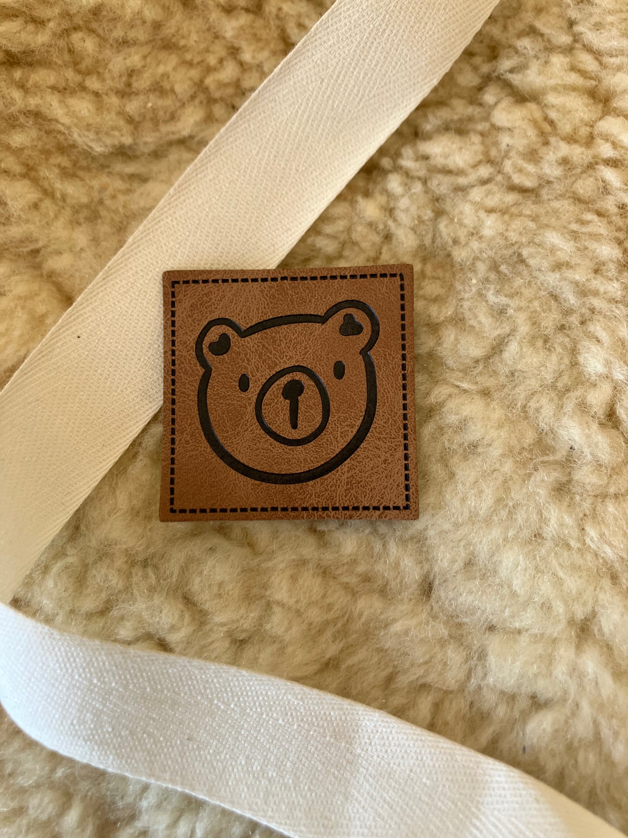 Etichetta in similpelle "Bärchen"