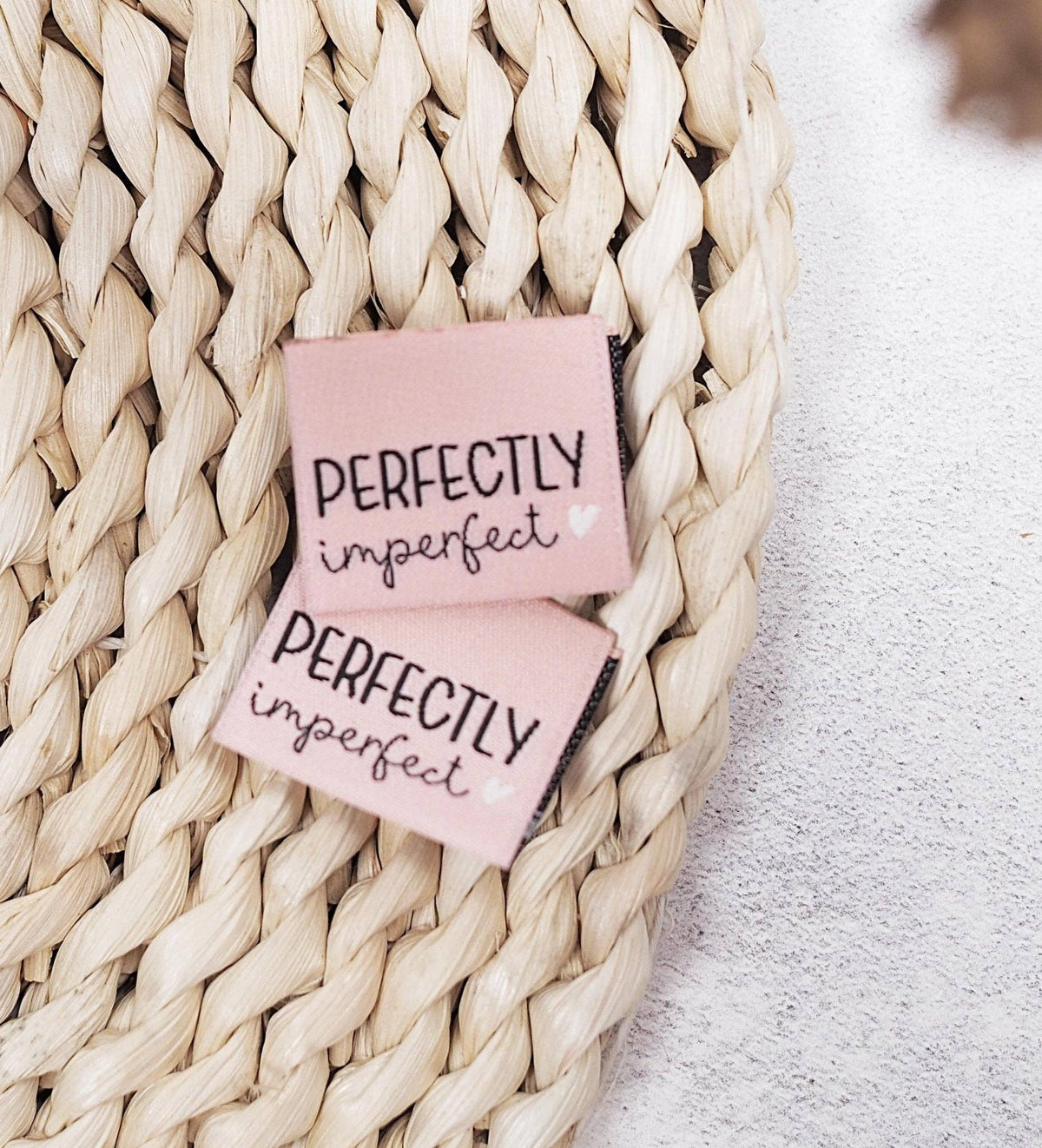 Klapp-Weblabel *perfectly imperfect* rosa