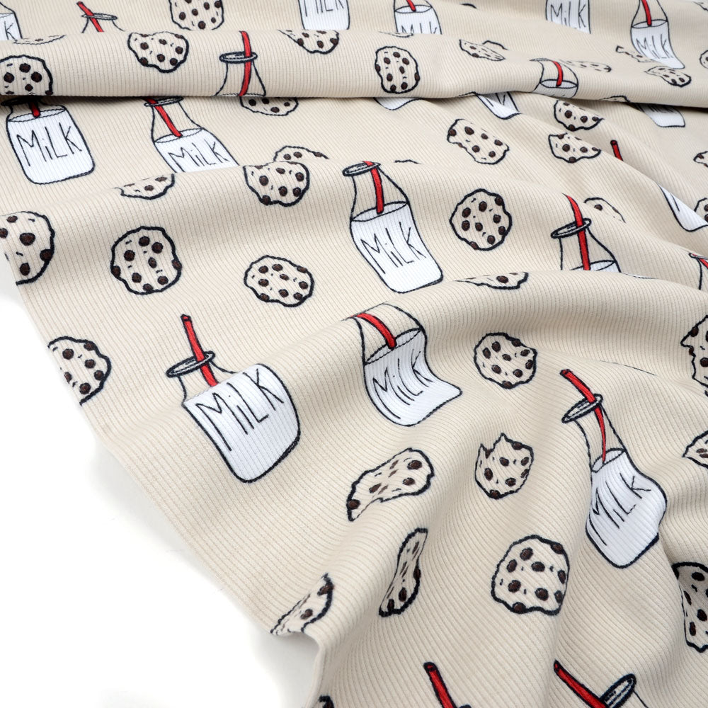 Lait et biscuits de vaches Jersey bio équitables